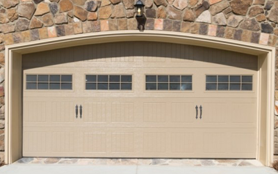 4 Tips To Improve The Appealing Image Of Your Garage Door