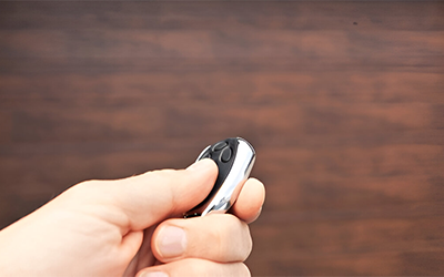 The Benefits of Upgrading to a Smart Garage Door Remote