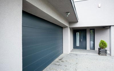 Why Isn't Your Automatic Garage Door Opening Up?